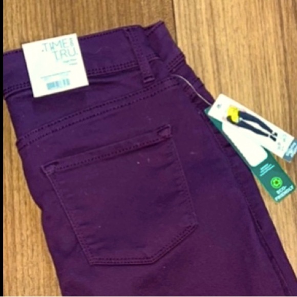 New! Time & Tru High Rise Purple Skinny Jeans/Jeggings Size 2 Tall - Picture 3 of 9